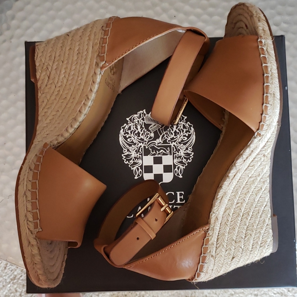 Vince Camuto Tan wedge open toe size 10